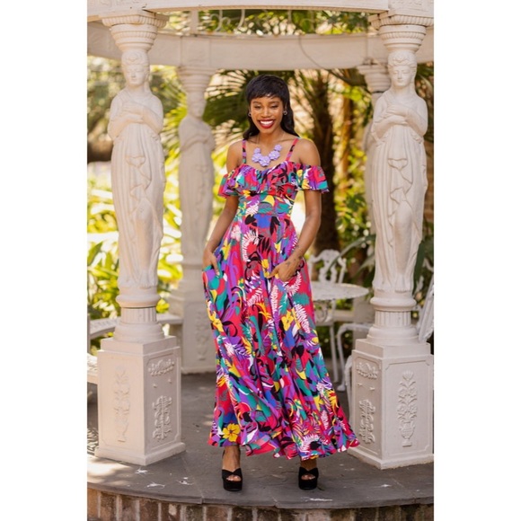 Hollywood Long Dress - Picture 4 of 5